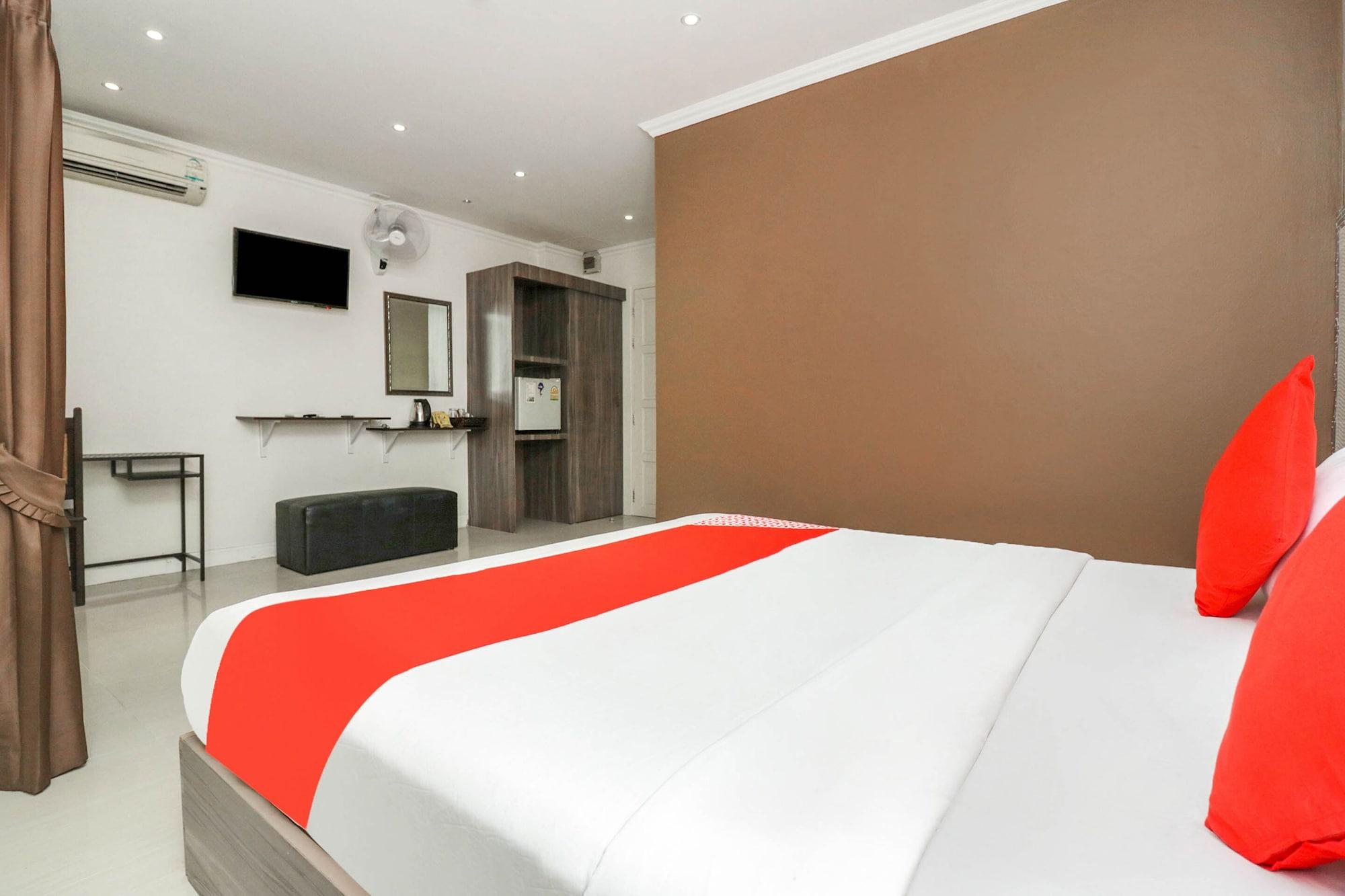 Natural Beach Hotel Pattaya Ngoại thất bức ảnh