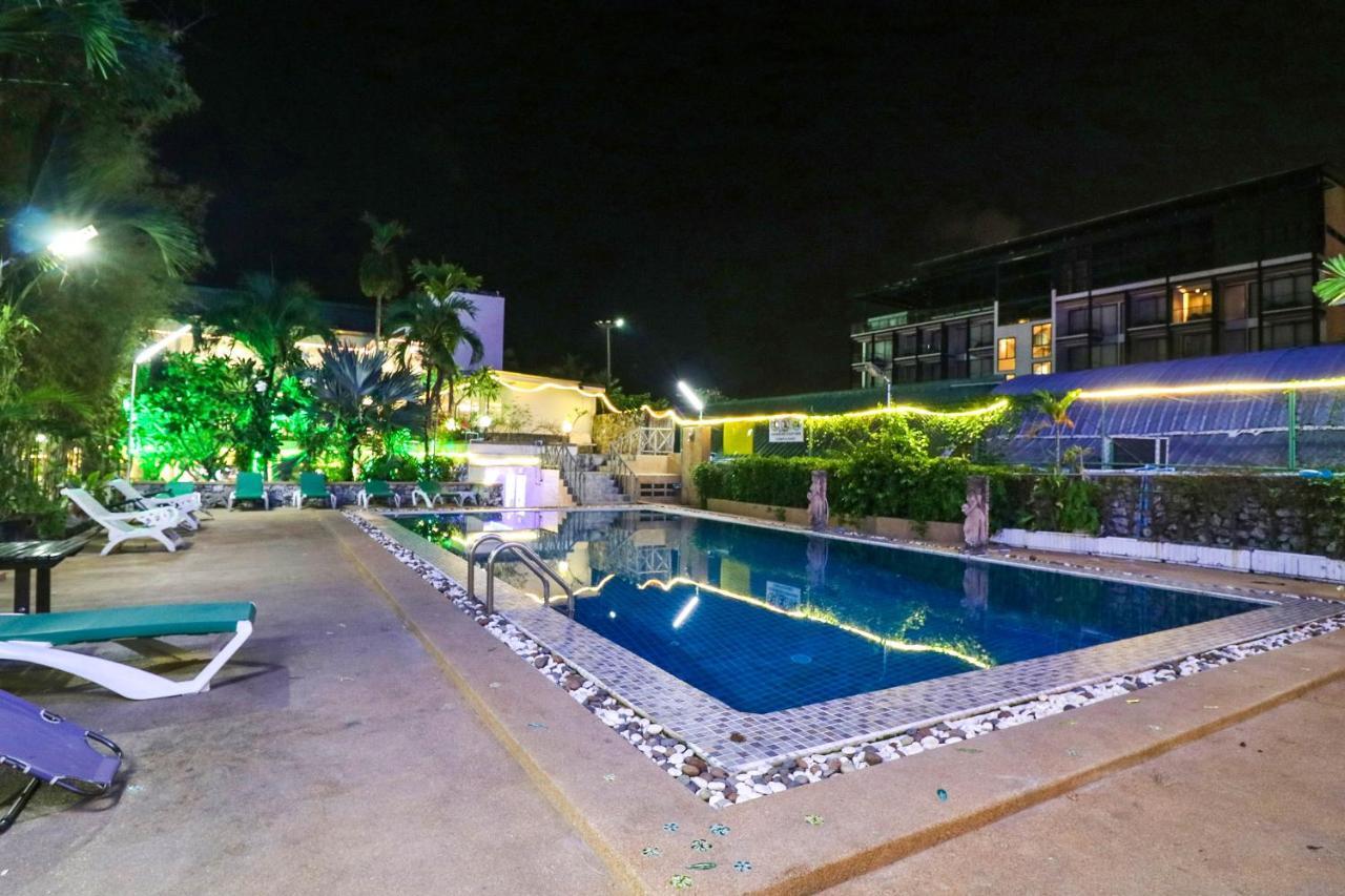 Natural Beach Hotel Pattaya Ngoại thất bức ảnh
